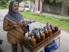 juice women coming