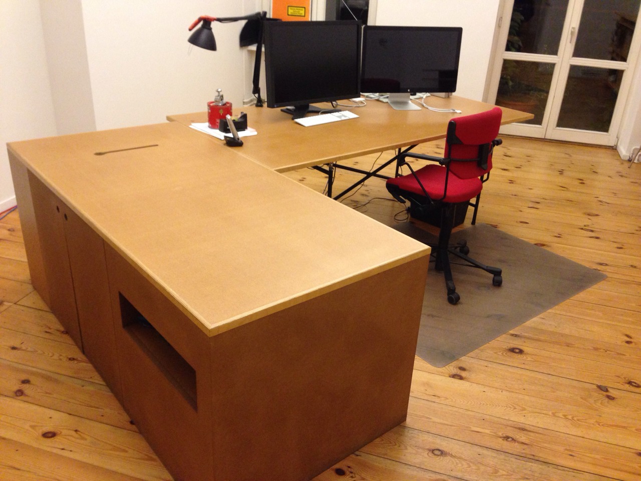 Auch hier alles zur Abreise bereit: Büro übergeben.