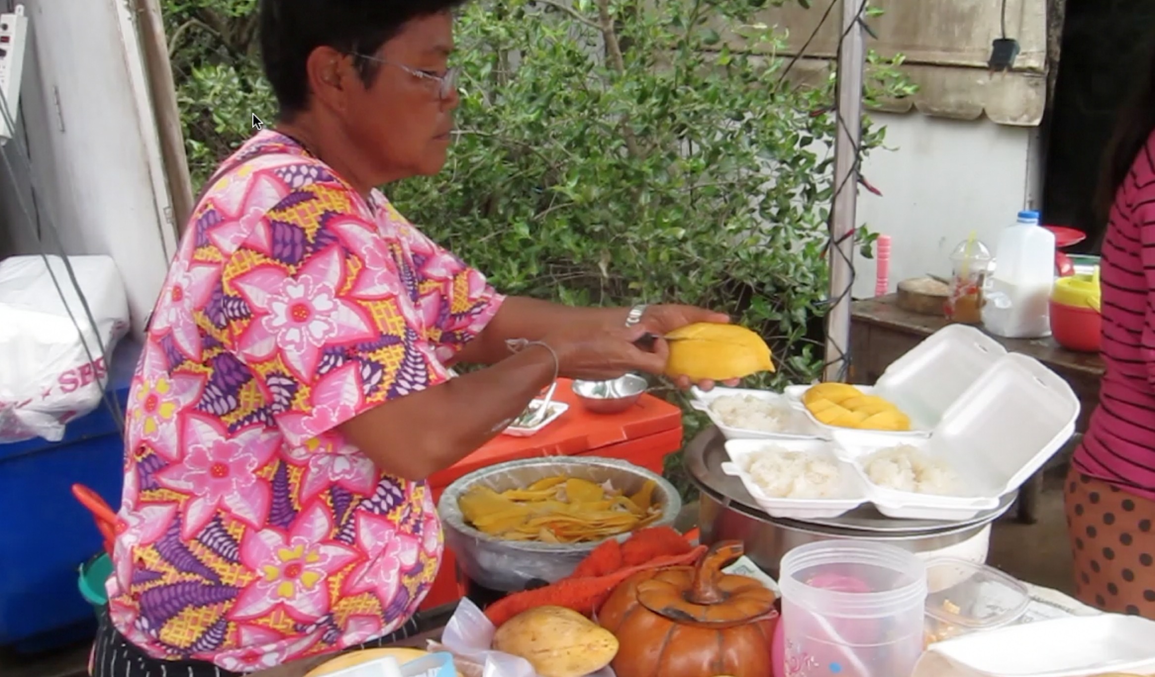 Preparing Sticky Rice with Mango